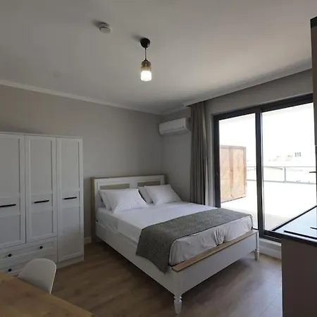 Royal Homes 506 Otel *