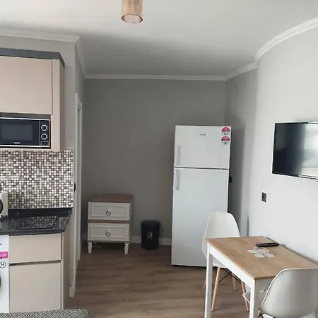 Otel Royal Homes 506 *