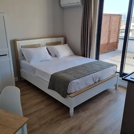 Hotel Royal Homes 506 *